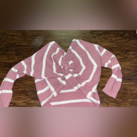 Selling all together, good quality just don’t fit anymore - Picture 4 of 4